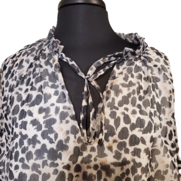 EUC Ava & Viv Lined Blouse Size 1X - Picture 2 of 4